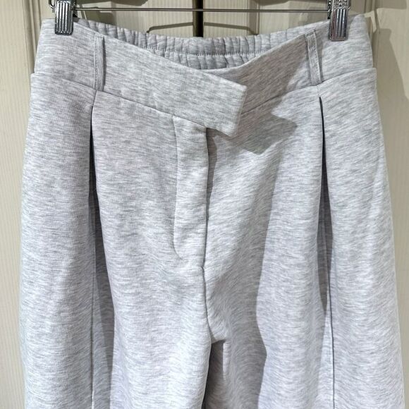 ASOS DESIGN Gray Heather Baggy Pleated Wide Leg Tailored Sweatpants Athleisure - Picture 6 of 12